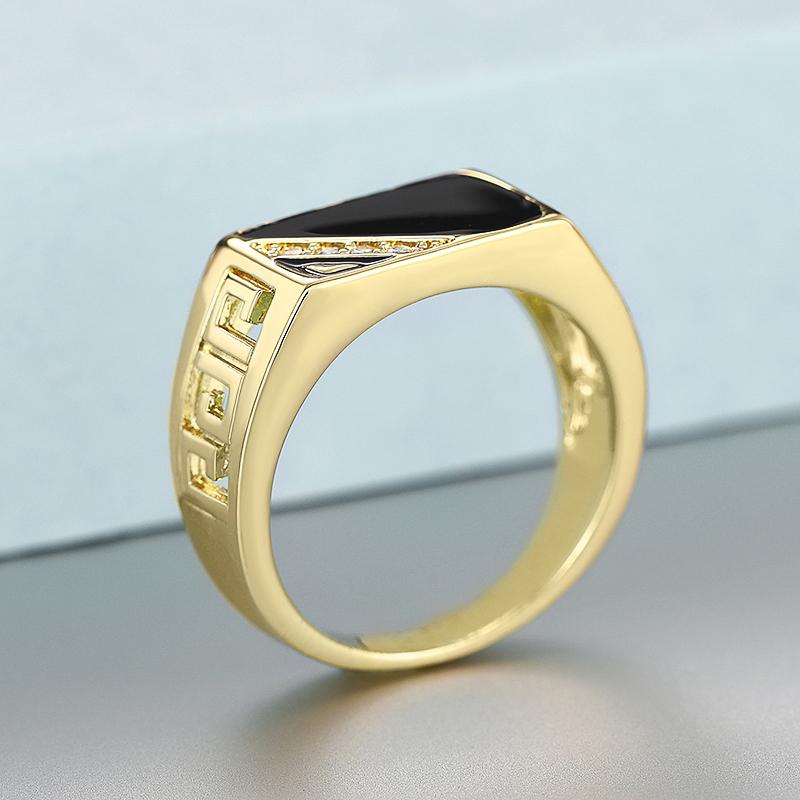 Huitan Fashion Lady Gold Color Finger Ring Black Drop Glaze Accessories Блестящий циркониевый обручальный браслет с ажурным дизайном Ювелирные изделия