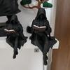 Статуя Мужчины в Мантии Читающего Готический Мистический Читающий Фигурка Фэнтези Черная Мантия Сидящая Скульптура для Хэллоуина Полки Книжной Стола Декор