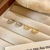 Серьги из стерлингового серебра S925 с покрытием из 18-каратного золота: Универсальные прямоугольные циркониевые каффы и гвоздики для женщин.