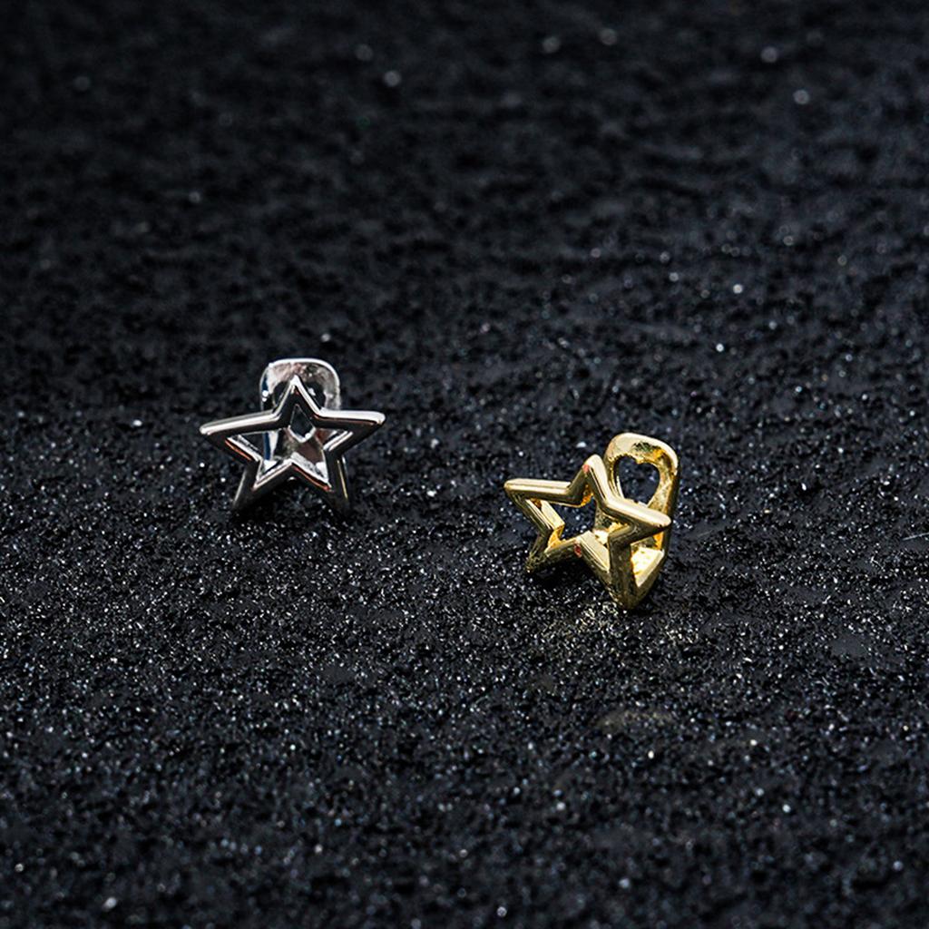 Уникальное зубное украшение в виде звезды добавляет неповторимый шарм. Подходит для украшения вечеринок, фестивалей и модных мероприятий.