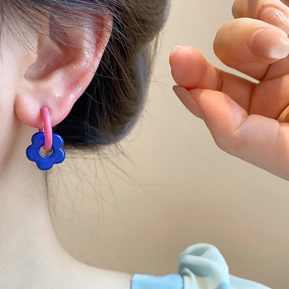 1pair Dopamine Flower Earrings Gold Color Circle Hoop Earrings Sweet Fashion Jewelry Gift