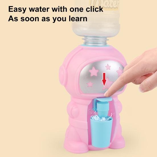 Диспенсер для воды. Мигающие огни. Интерактивная мини-игрушка с игрушкой. Развивает зрительно-моторную координацию и укрепляет связь между родителями и детьми.