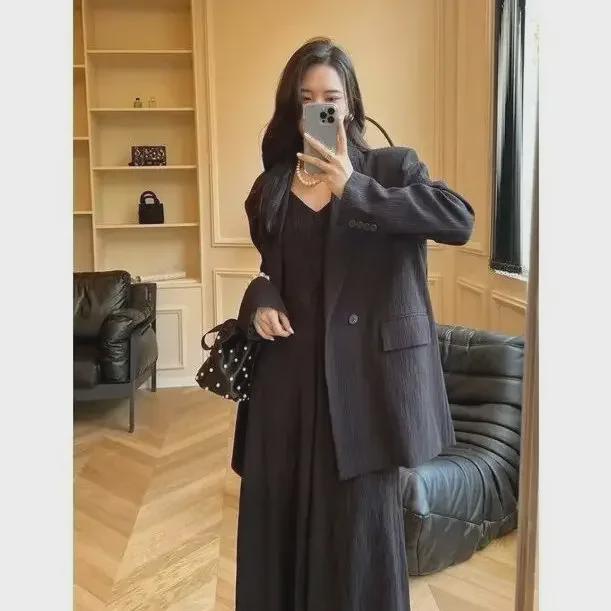 Женский костюм-двойка больших размеров: Длинная юбка на подтяжках и блейзер на весну/осень