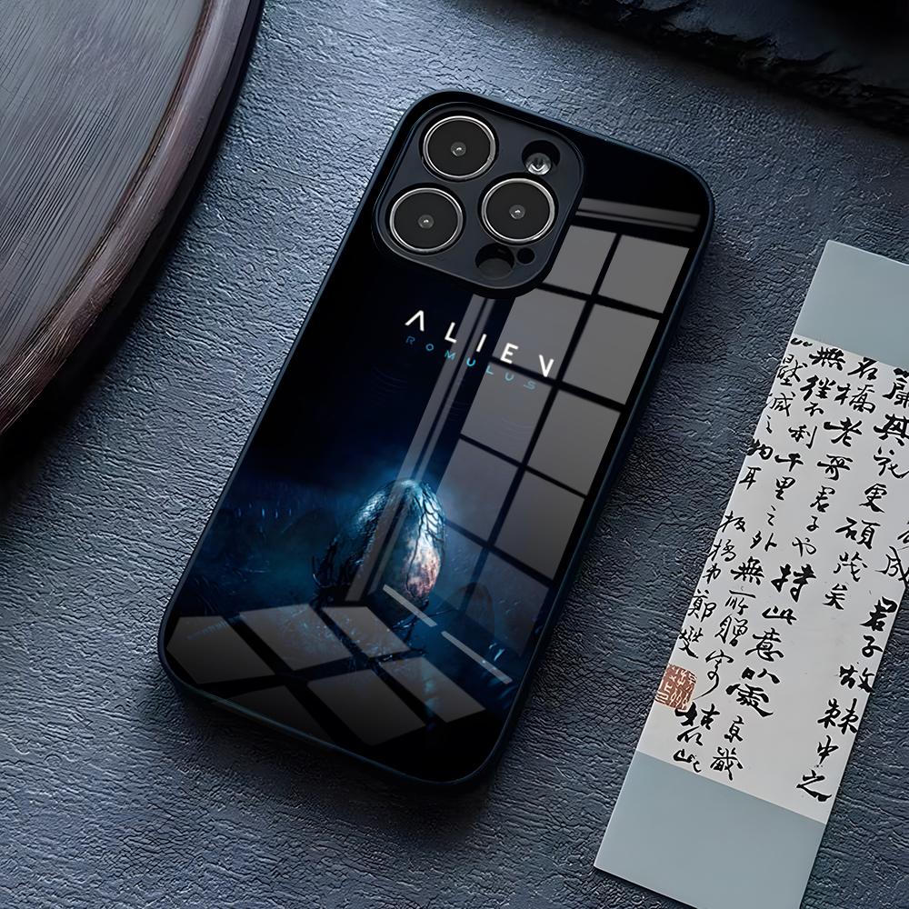 Чехол для телефона Космический фильм ужасов Чужой Для IPhone 16 Pro Max 17 14 15 Plus 13 Mini 11 12 X XR XS 8 7 Plus SE Стеклянная крышка