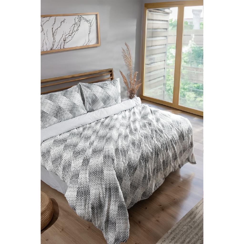 Двойной комплект пододеяльников с цветочным принтом, легко гладится