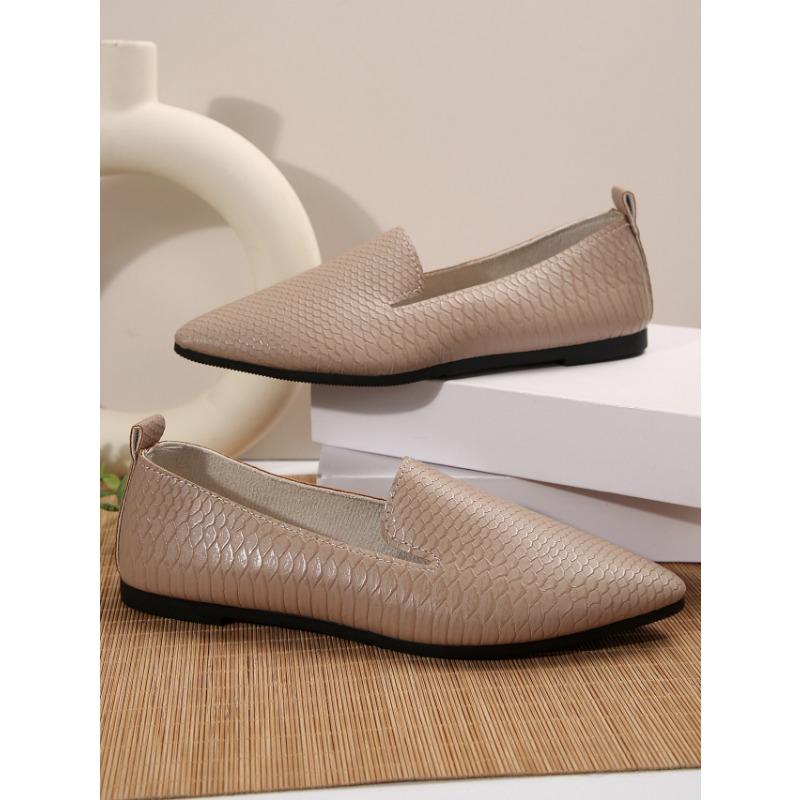 Женские туфли-лодочки большого размера с острым носком, низким верхом и плоской подошвой - уличные, не утомляющие ноги, минималистичные, удобные для работы, рабочие туфли с принтом под змеиную кожу