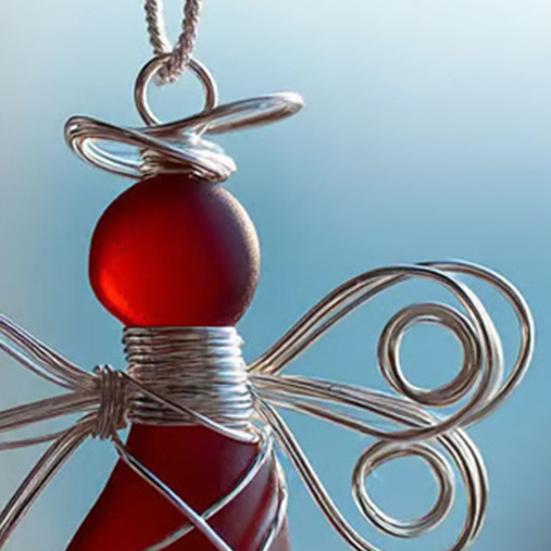 Ангел из морского стекла ручной работы, прибрежное рождественское украшение, искусство из морского стекла, памятный сувенир, ангел, обернутый проволокой, украшение для рождественской елки, для праздничного домашнего декора