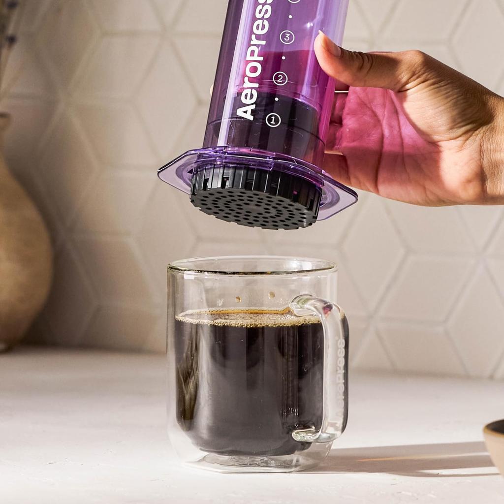 [Оригинальный продукт для внутреннего рынка] Кофеварка AeroPress (фиолетовый) с фильтром, френч-пресс, эспрессо, холодный кофе, небьющееся давление при экстракции.