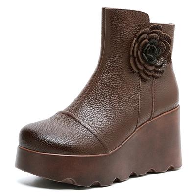 Модные высококачественные женские зимние теплые плюшевые сапоги высотой 8 см в национальном стиле с цветочным принтом в стиле ретро ручной работы на танкетке, увеличивающие рост, ботильоны на платформе