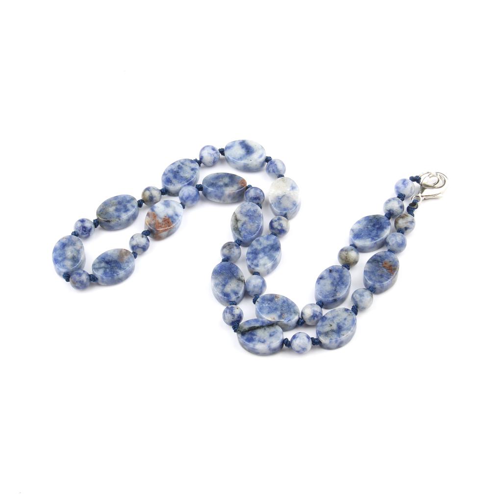 Женские ожерелья из полудрагоценных камней