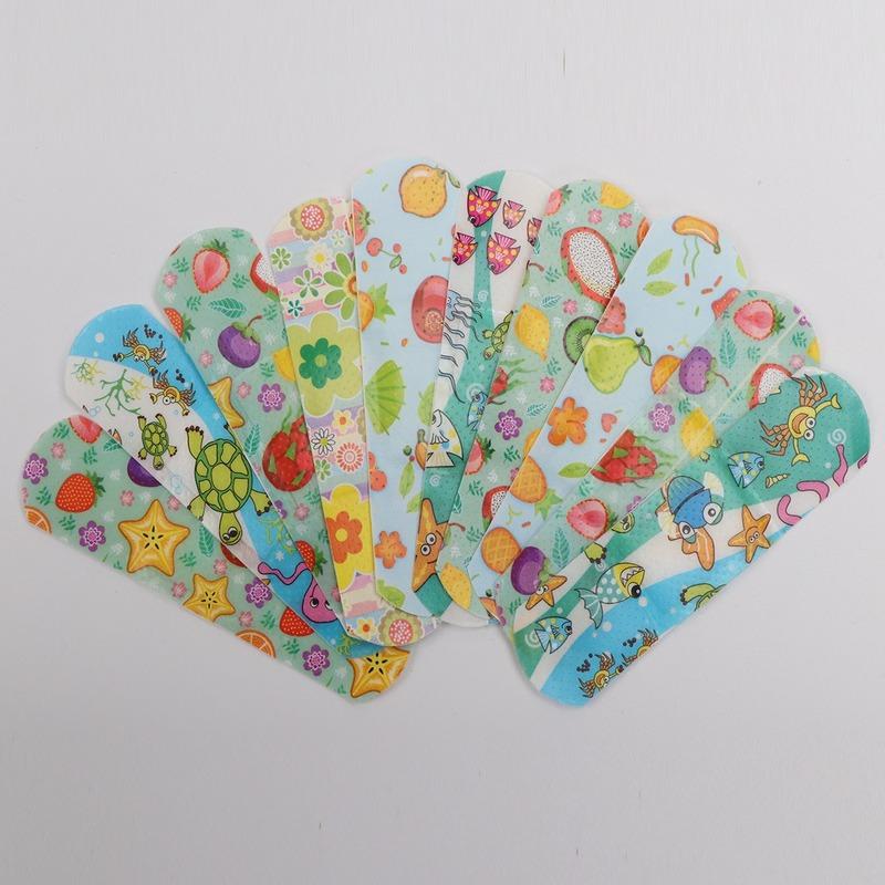 100pcs/bag Cartoon Ocean Fish Skin Patches Adhesive Bandage for Children Baby Breathable Band Aid Wound Dressing Patch Taping
