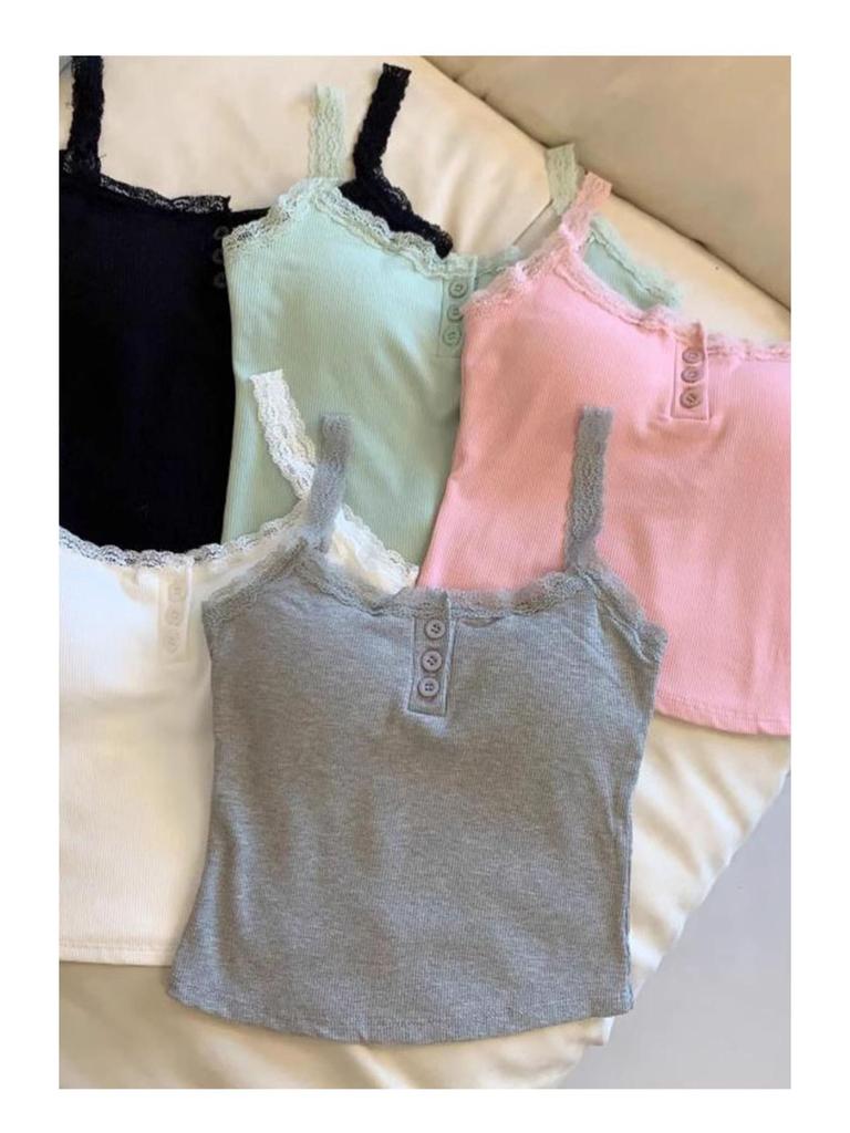 Элегантная белая майка с кружевной отделкой, со встроенными чашечками, красивой деталью на спине, запахом на груди, без рукавов, облегающая, в стиле горячей девушки