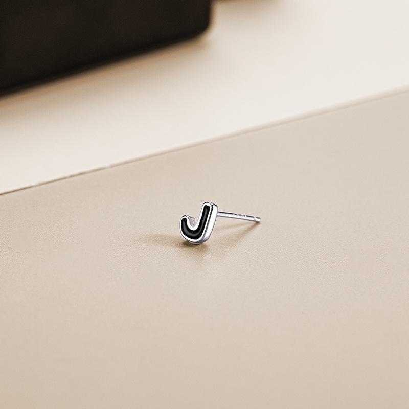 Серьги-алфавиты Banyan Tree S925 из серебра с черным клеем — модные, простые, унисекс, стильные, одиночные.