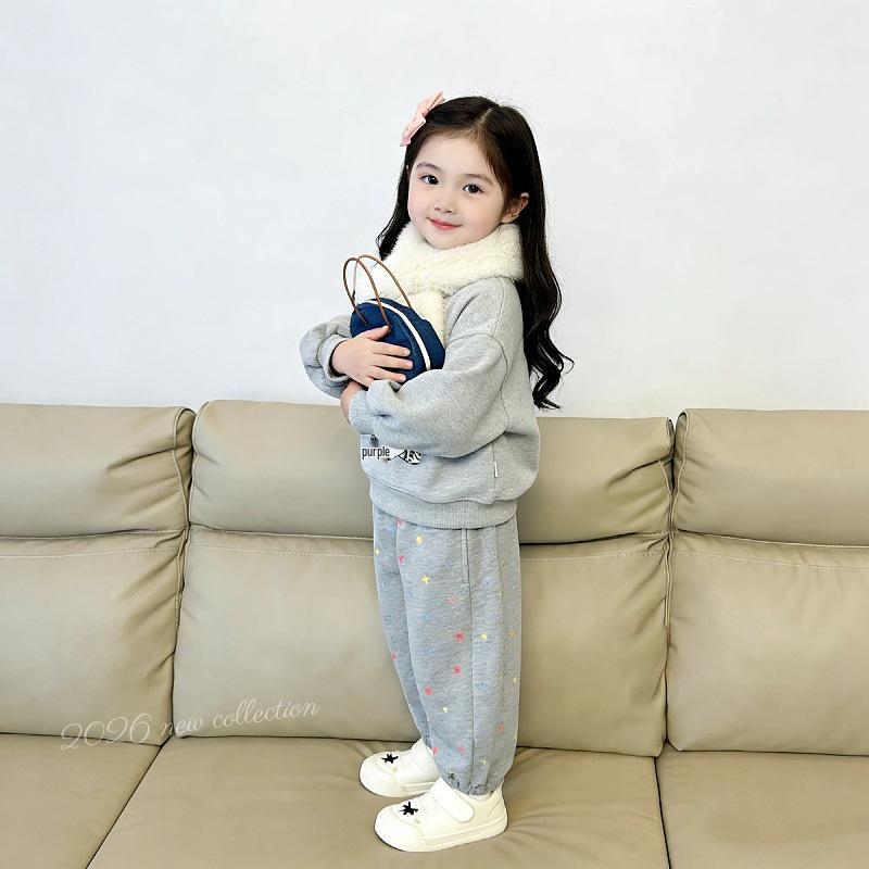 Комплект из худи с флисовой подкладкой и штанов для девочек (Осень/Зима 2026) - Стильно и модно для детей