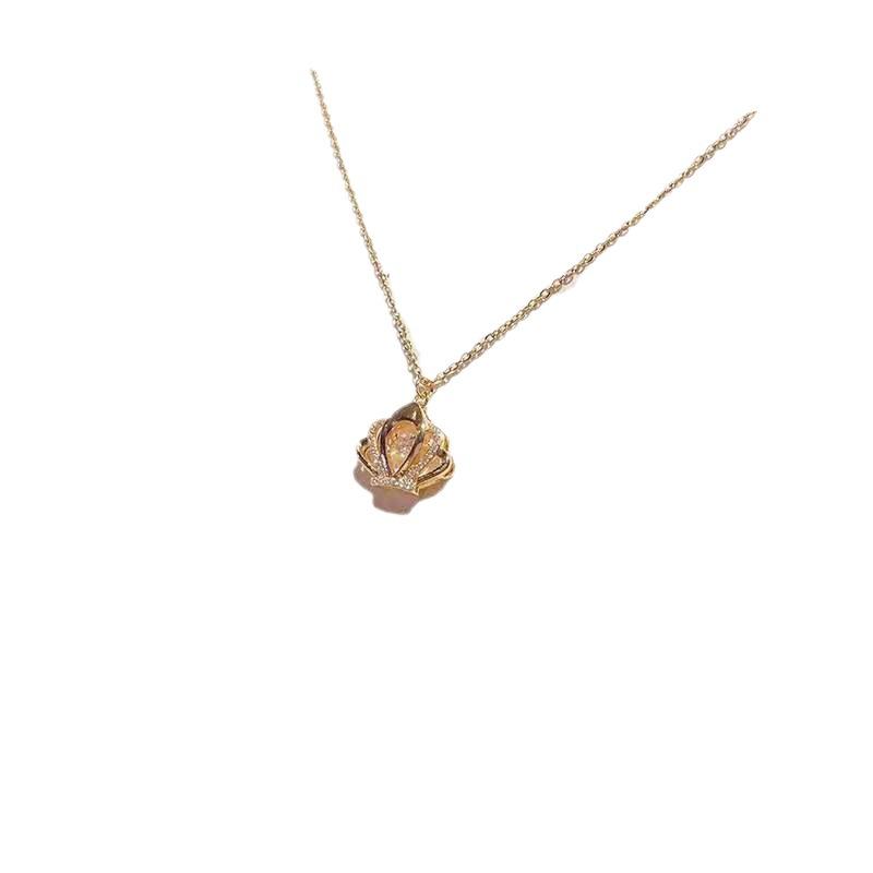 Ожерелье с короной, женское, легкое, роскошное, медное покрытие, слегка инкрустированное бриллиантами, ветер не выцветает, простая, темпераментная модель для друзей