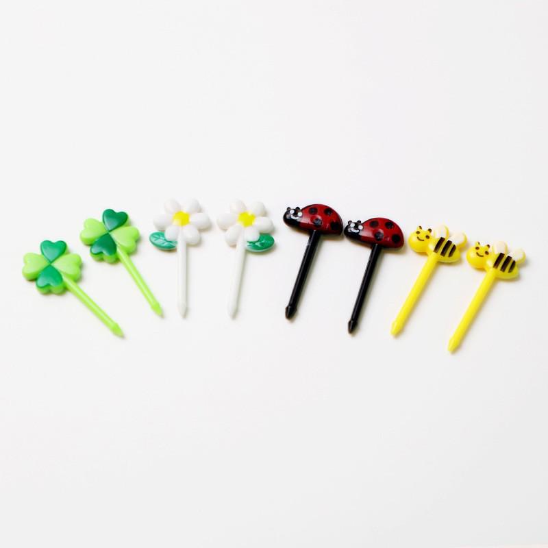 Creative Cartoon Animal Fruit Forks for Kids – Cute, Plastic Bento Picks for Household & Kitchen Use