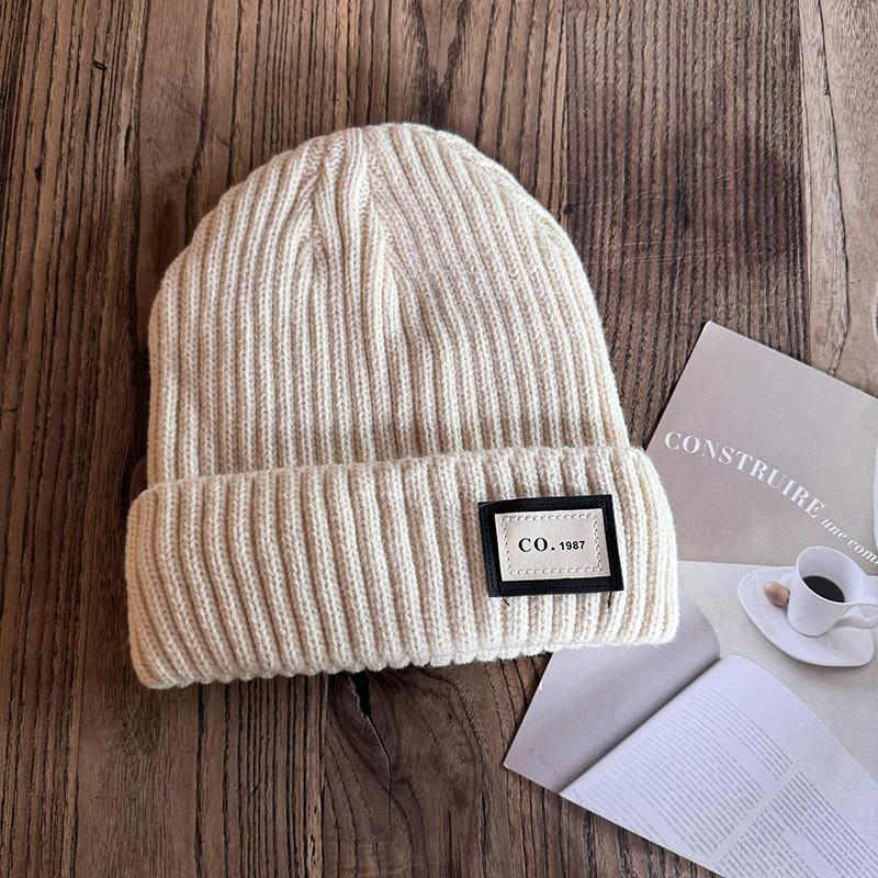 Style Woolen Beanie For Women And Men Thick Knit Cap With Wind Resistance For Autumn And Winter