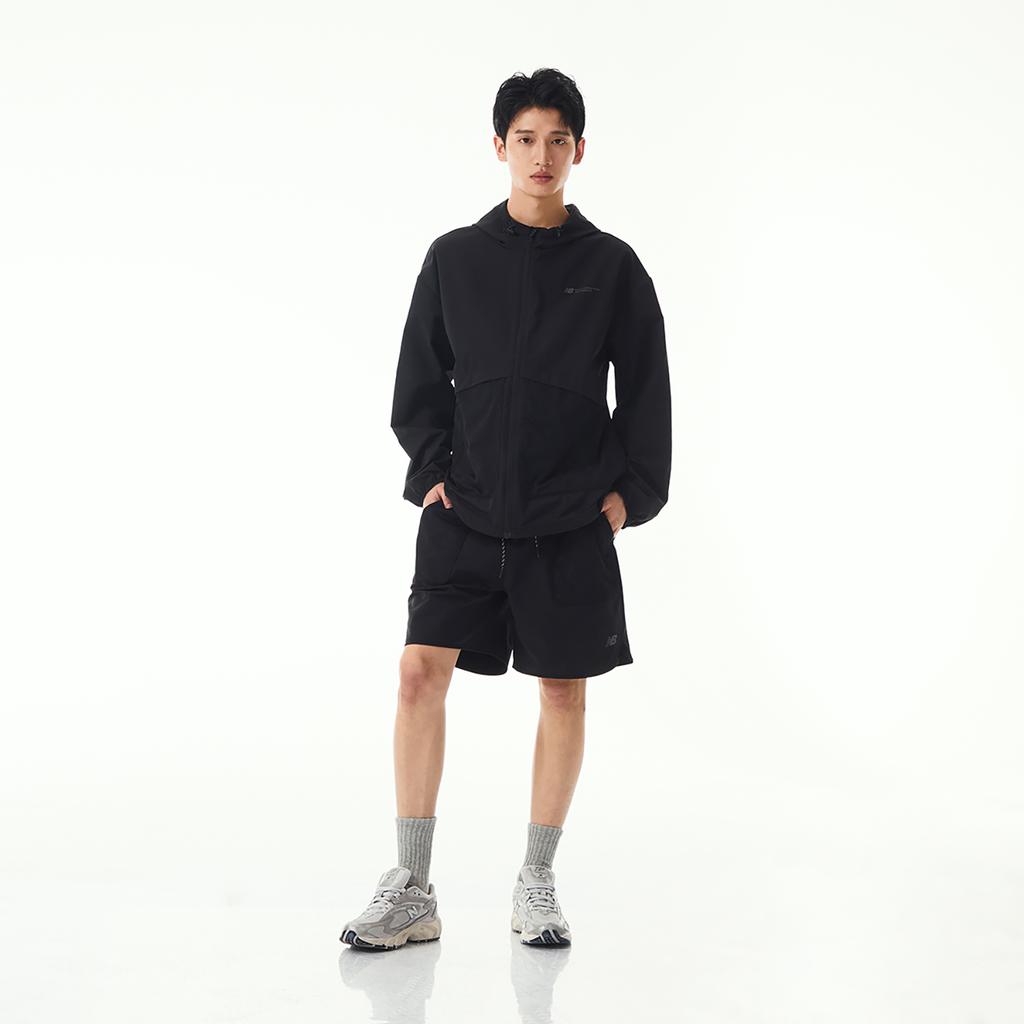 New Balance Куртки и пальто Columbia Унисекс Черный NAE24151-BK