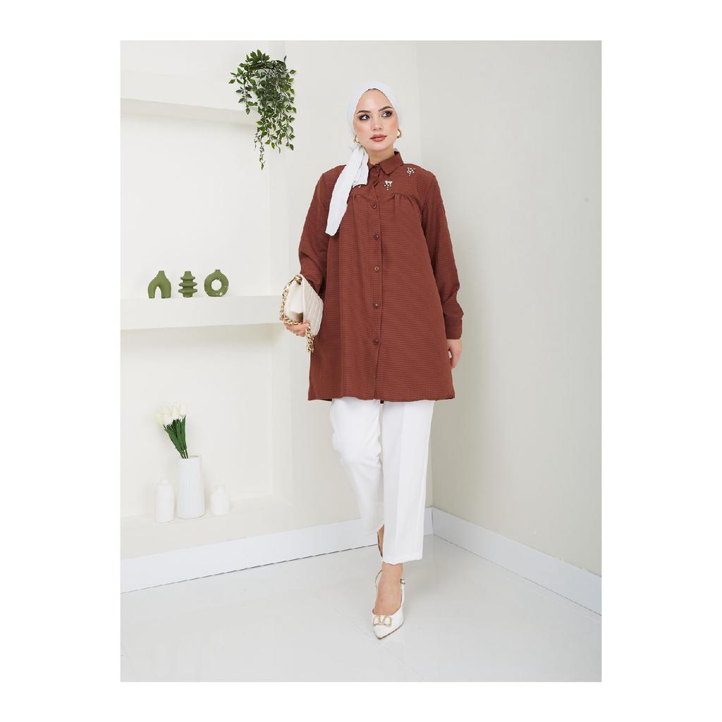 Женская туника в хиджабе с воротником рубашки