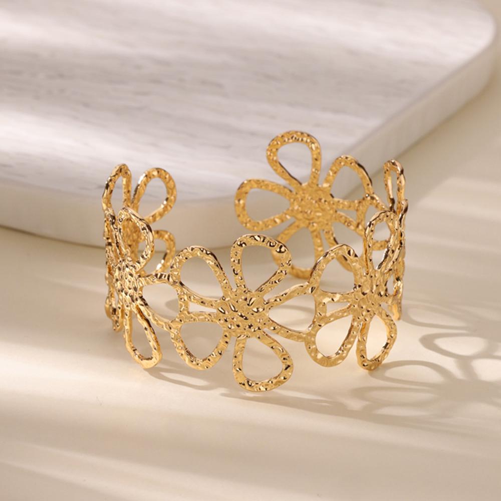 Изящные многослойные браслеты из нержавеющей стали с большими цветами для женщин, широкий браслет-манжета с открытым краем, свадебные циркониевые аксессуары для отпуска