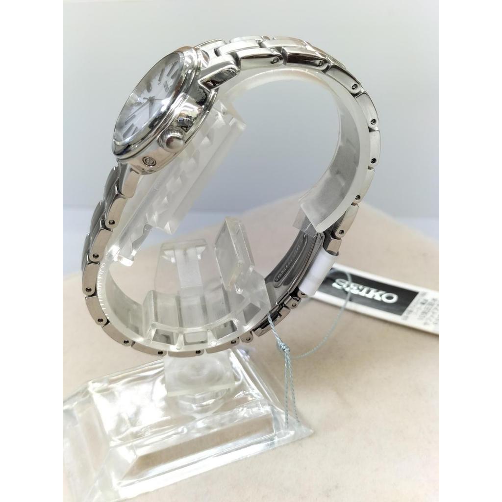 Б/у Солнечные часы SEIKO 1B25-0AV0