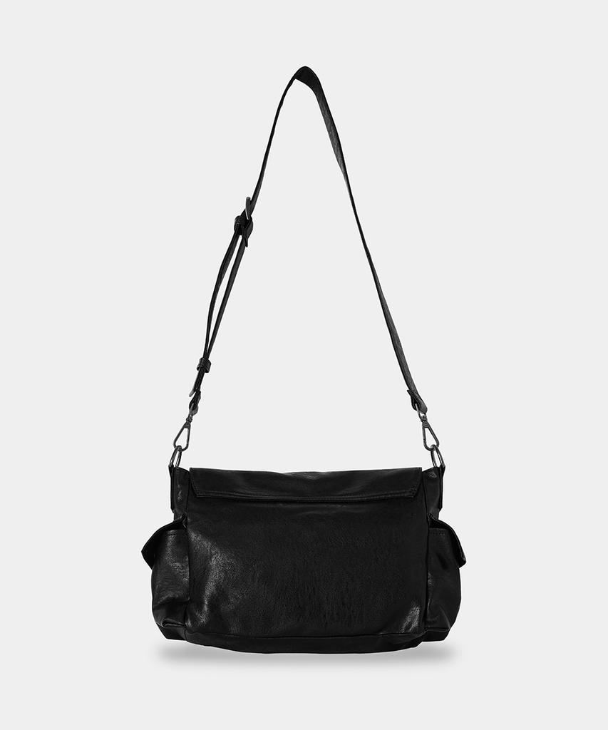 Maison Mined Сумка через плечо из фактурной кожи Черная