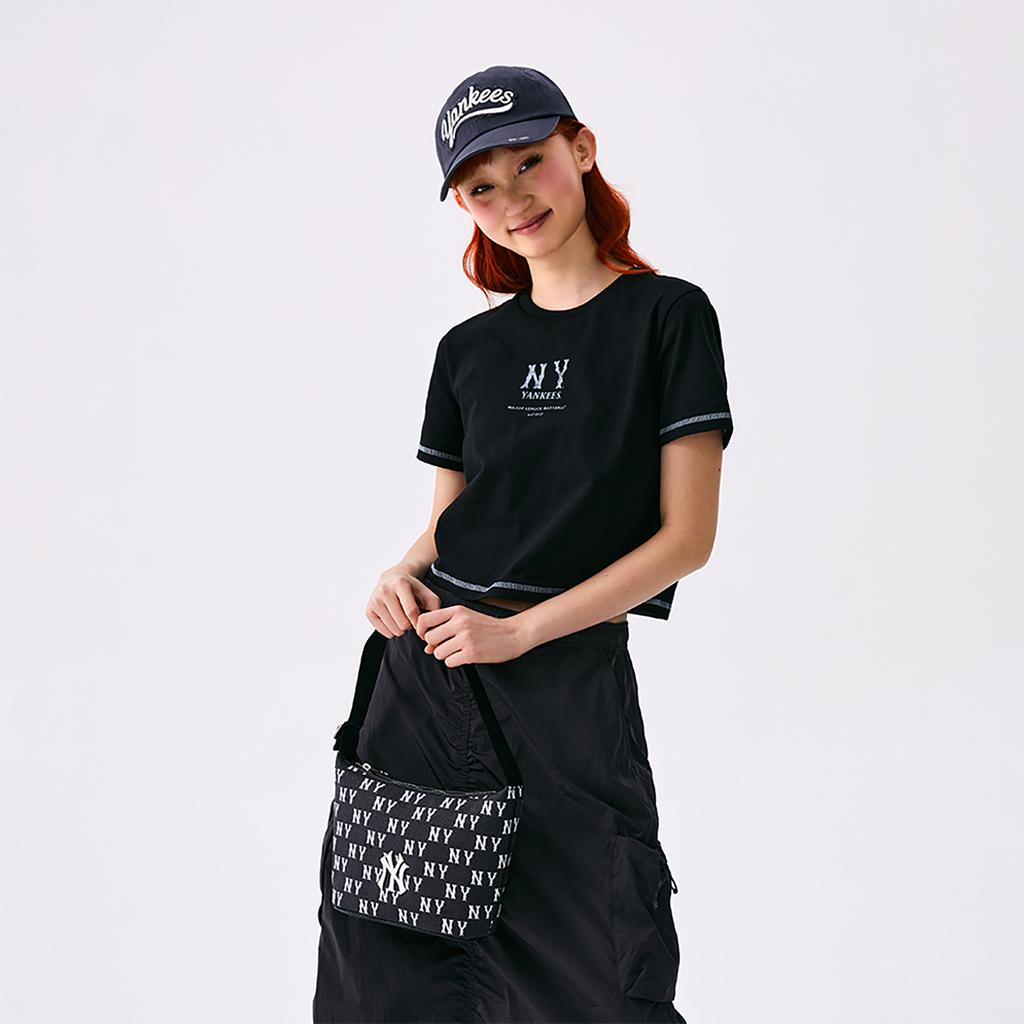 New MLB New York Yankees Basic Collection SS25 T Shirt Women's Black 3FTSB0453-50BKS