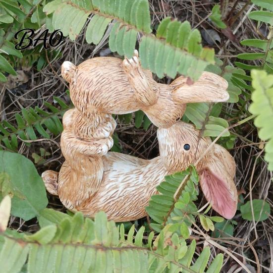 Romantic Hugging Rabbit Statues Kissing Bunny Figurine, Resin Statue for Home And Garden Decor, Healing Style Accents Sculpture Living Room
