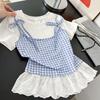Корейский стиль Балетная футболка с эффектом двух предметов: Сине-белая клетка, Кружевная отделка с бантом, Короткий рукав, Женский летний топ