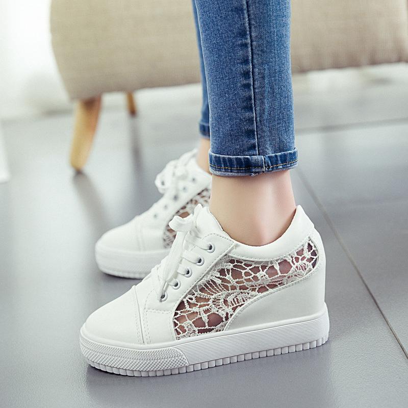 2024 Горячие белые скрытые кроссовки на танкетке Повседневная обувь Женская обувь на высокой платформе Женские туфли на высоком каблуке на танкетке для женщин