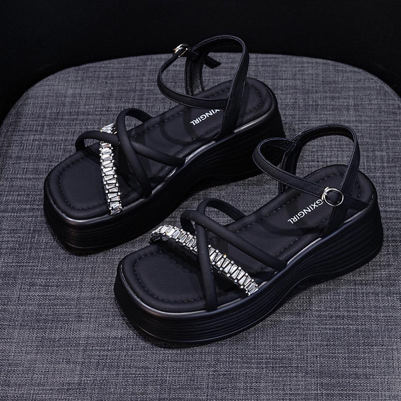 Small Platform Women's Sandals 2025 Summer New Fashionable Versatile One-button Fairy Rhinestone Open-toed Women's Sandals