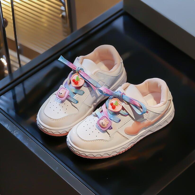 2024 Детская повседневная обувь для девочек, резиновая, школьная, нескользящая, легкая, плоская, детская, спортивная, дышащая, кроссовки для ходьбы