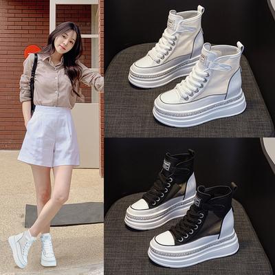 Кожаные маленькие белые туфли детские 2025 лето новые универсальные толстая подошва внутренняя высота увеличение сетка маленький размер высокий верх повседневные кеды