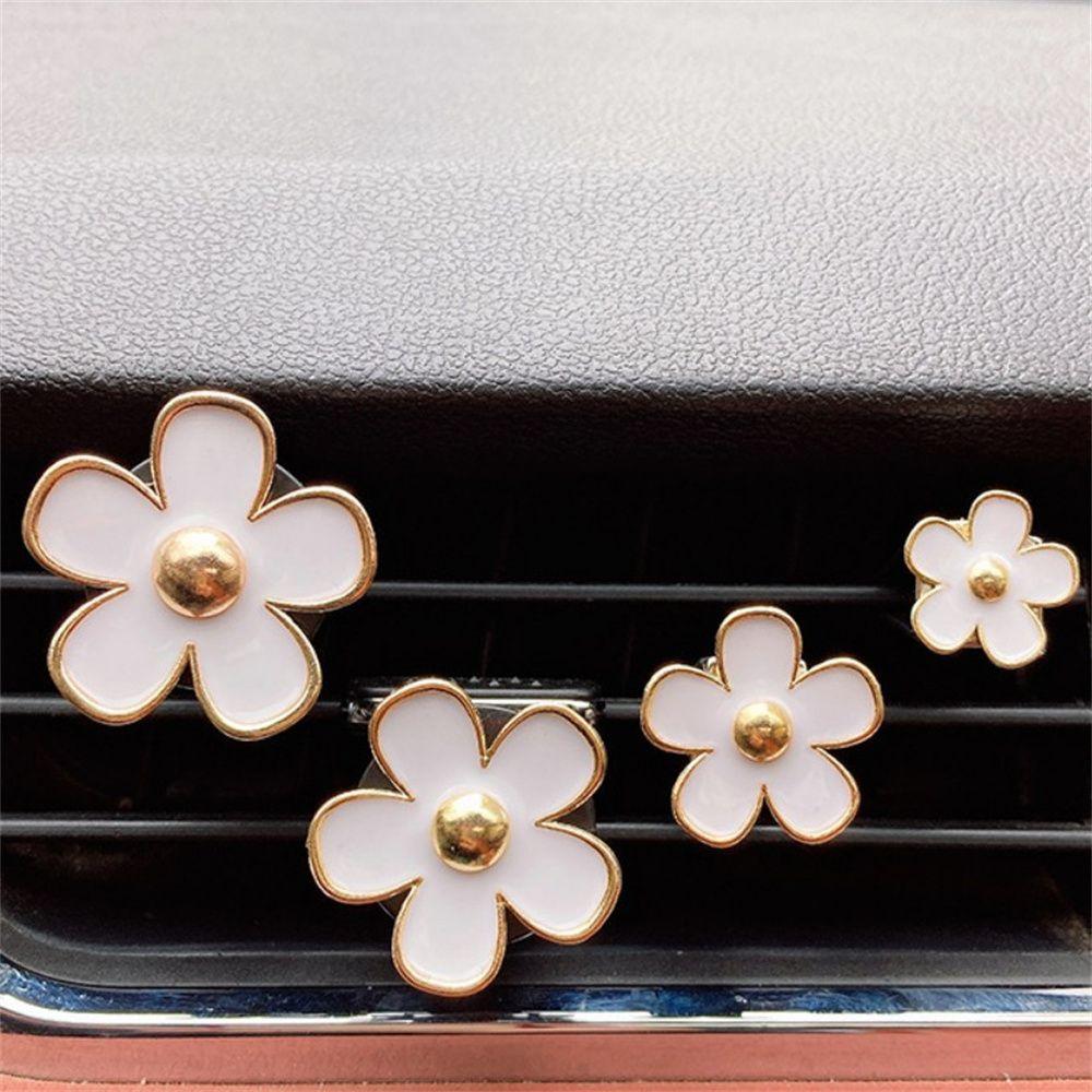 Daisy Flower Air Freshener Air Vent Clip Outlet Vent Clip Aromatherapy Clip Car Perfume Clip
