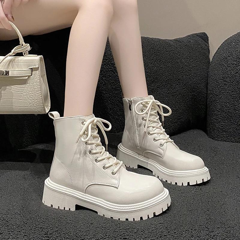 Женские Сапоги 2026 Осень/Зима Новые Британский Стиль Плюшевые Модные Толстая Подошва Мотоциклетные Сапоги Шнуровка Комфорт Молния Снежные Сапоги