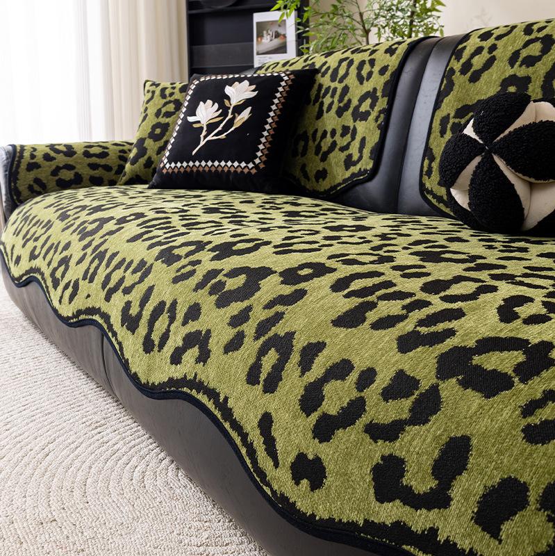 Light Luxury High-End Leopard Print Sofa Cushion, Universal Non-Slip Seat Cushion In All Seasons, New Sofa Cover Cover Cloth Towel
