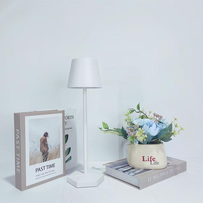 3 Colors Table Lamp LED Touch Sensor Desktop Night Light Rechargeable Wireless Reading Lamp For Hotel Bar Restaurant Room Decor