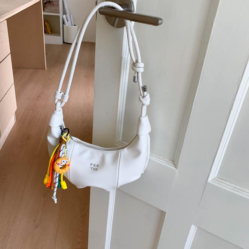 Нишевая сумка женская летняя новая трендовая сумка-пельмень повседневная простая на плечо мессенджер женская сумка