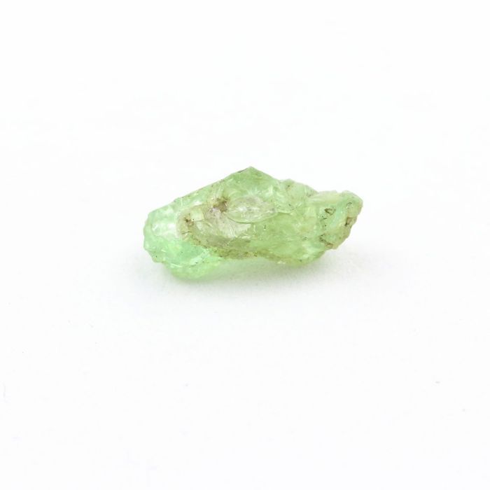 Pierres et Minéraux. Grenat Tsavorite. 2.580 ct. Manyara Region, Tanzanie.