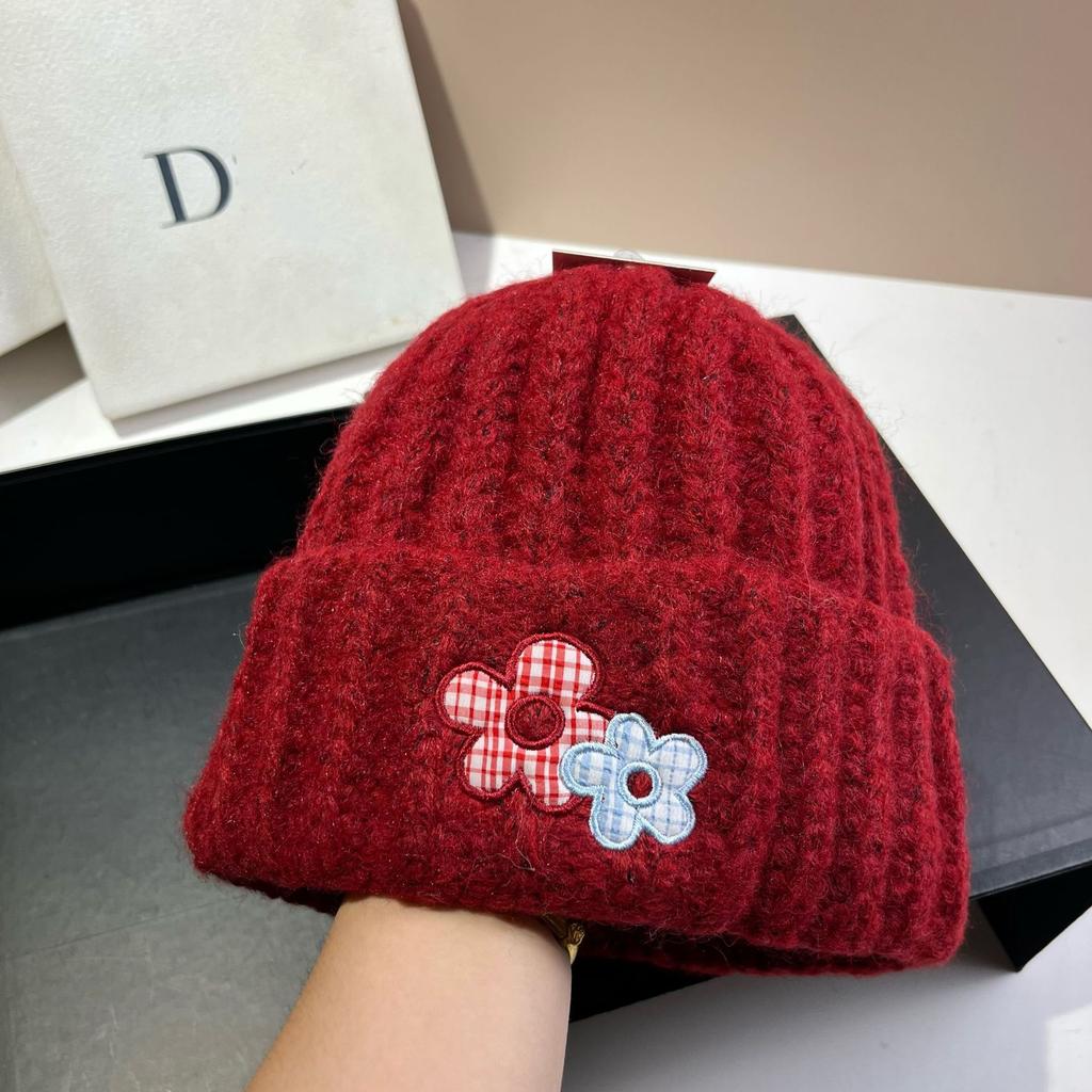 Dongdaemun Sweet Flower Knitted Hat Winter Warm Thick Wool Ear Hat Outdoor Cold Pullover Hat