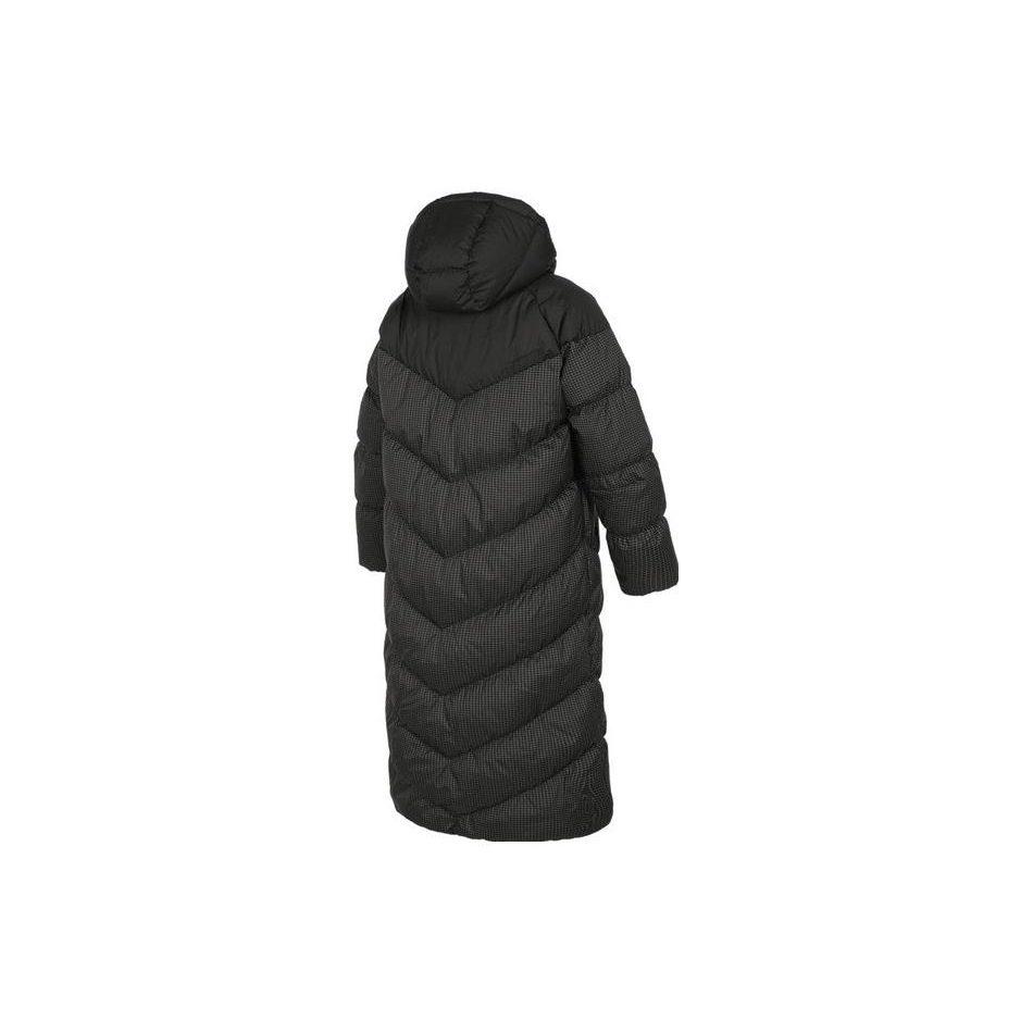 Nike Женские черные пуховики FD8213-010