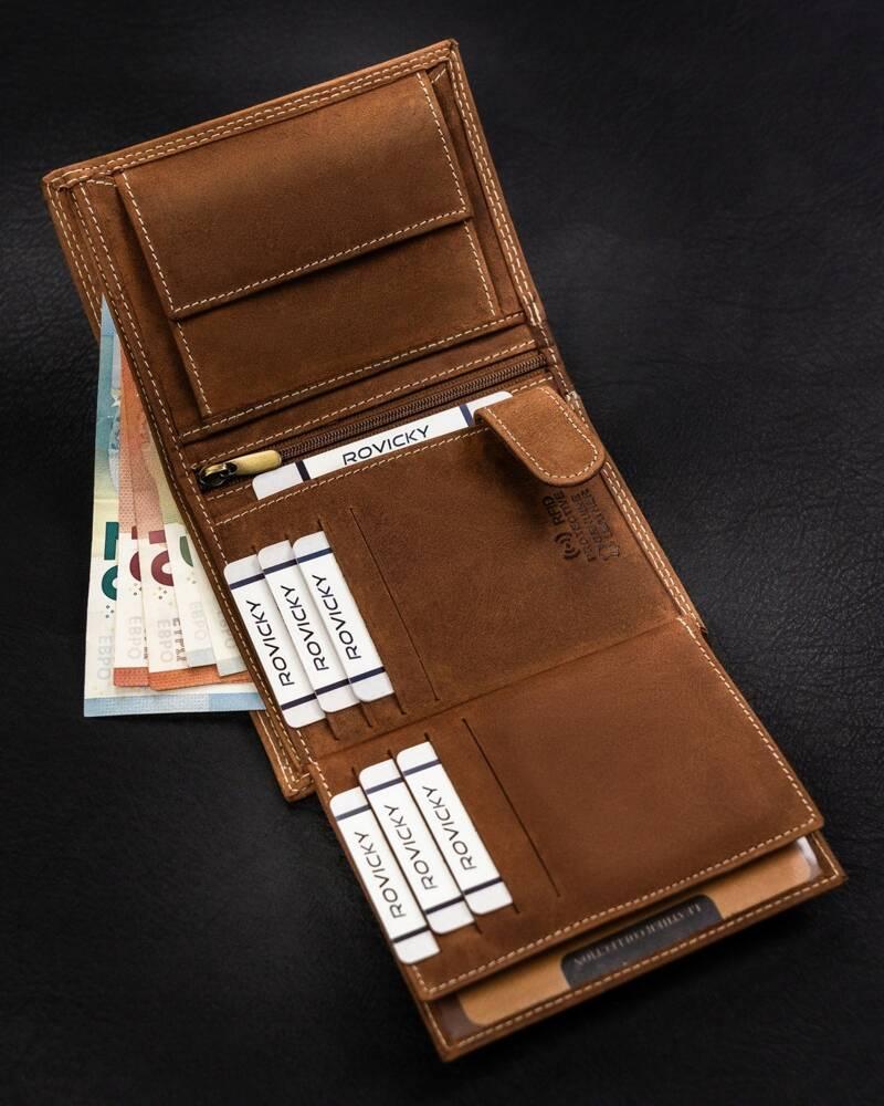 Large, Vertical Men's Wallet Made Of Genuine Leather - Always Wild