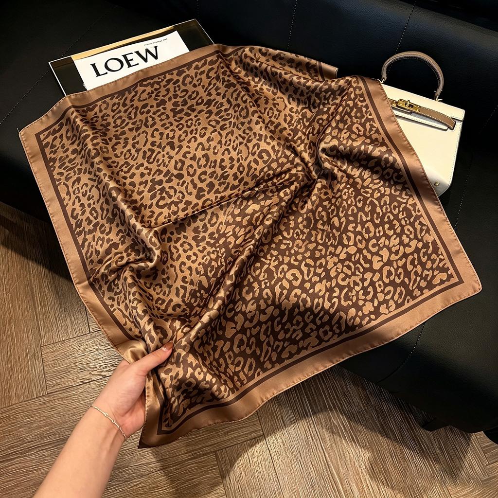 ins trendy small square scarf women's small scarf neck protection scarf decoration spring and autumn versatile thin silk scarf summer 71x71