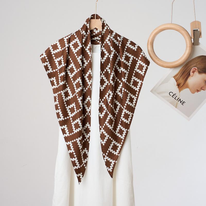 Vintage Retro Style Faux Silk Triangle Neck Scarf For Women Outfit Decoration