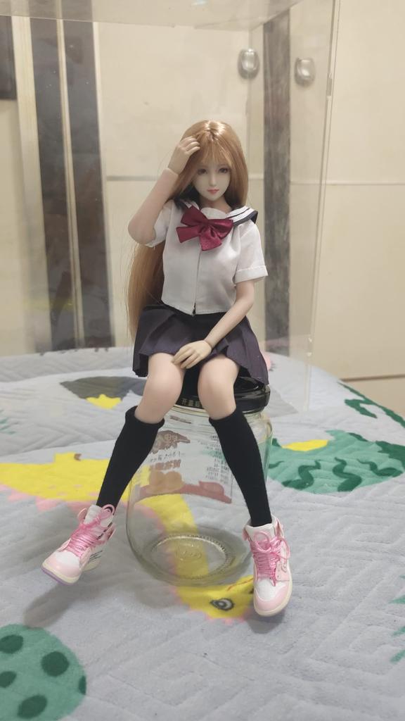 Figure High School Girl Cute Innocent White Gray Sailor Uniform and Stockings Set Fits TBLeague and Other Figures and Shoes Not [TOYBARJAPAN] 1/6