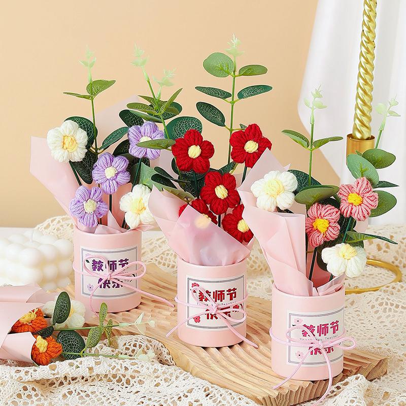 Diy Маленький Свежий Сладкий Упаковка Подарочный Вязаный Плюшевый Слоеный Букет Цветов Ручной Работы Многоцветный