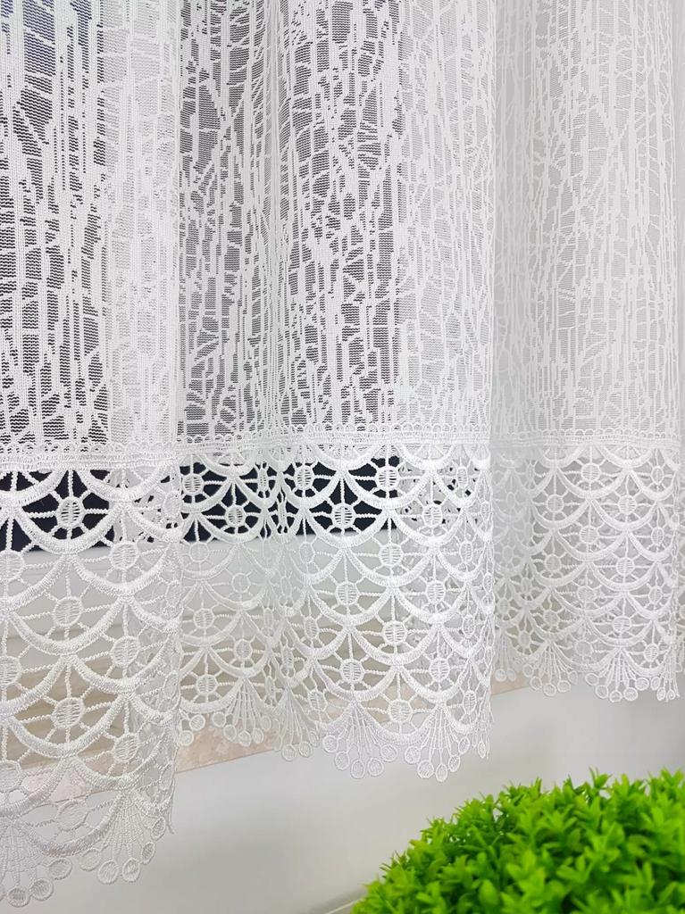 A fashionable jacquard curtain decorated with guipure lace