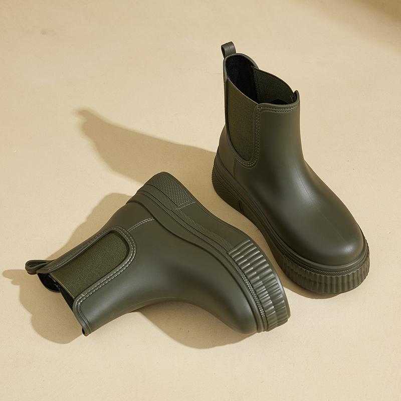 2025 Новые женские водонепроницаемые сапоги Martin Commuter Rain Boots со стелькой из ПВХ, модные водонепроницаемые сапоги, нескользящая резиновая обувь для зимнего использования