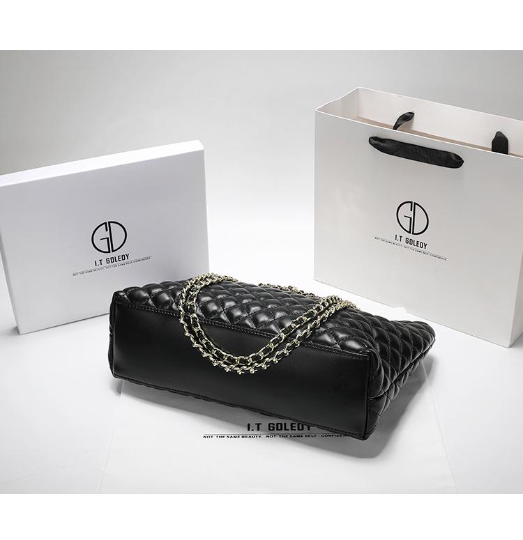 2022 Женская сумка-тоут из натуральной кожи большой вместимости с цепочкой
