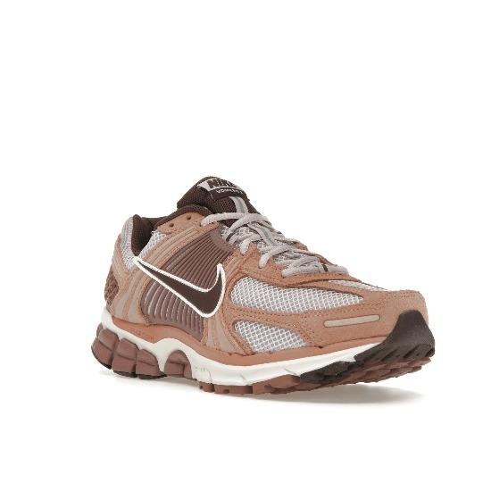 Nike Кроссовки мужские Zoom Vomero 5 Dusted Clay HF1553-200